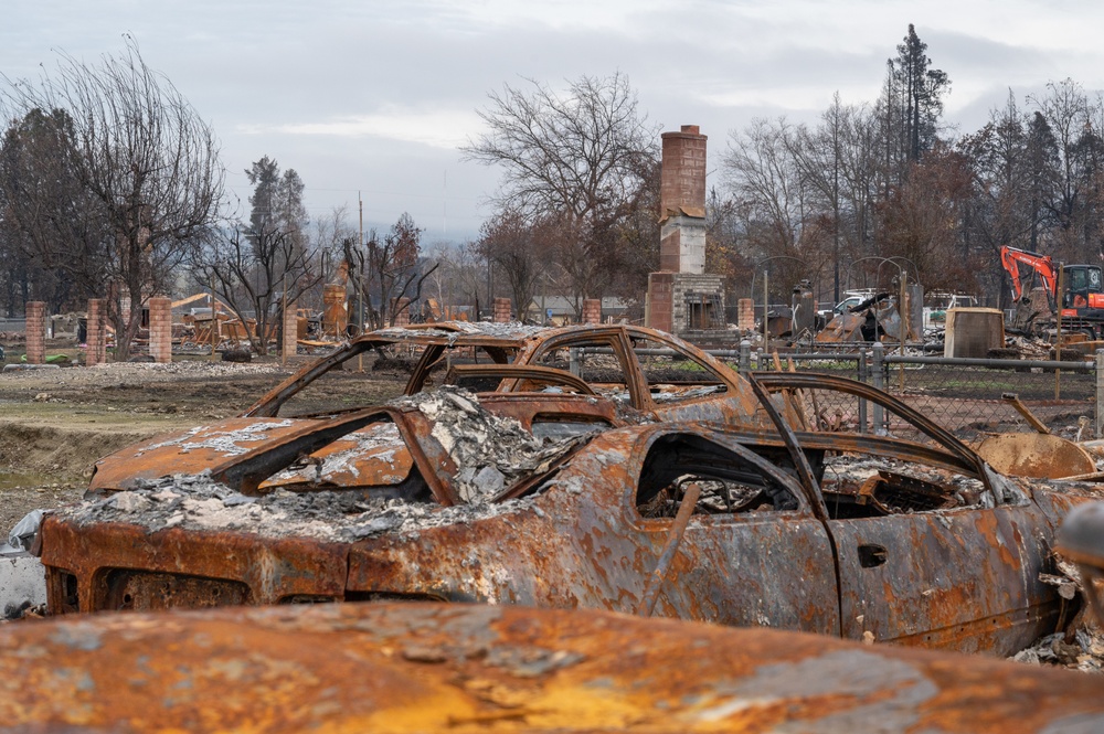 Damage from Oregon wildfires still seen