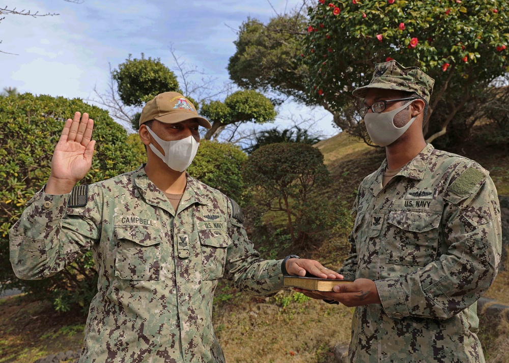 YN1 Reenlists at Sub Group 7