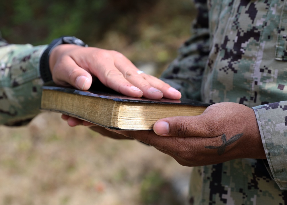YN1 Reenlists at Sub Group 7
