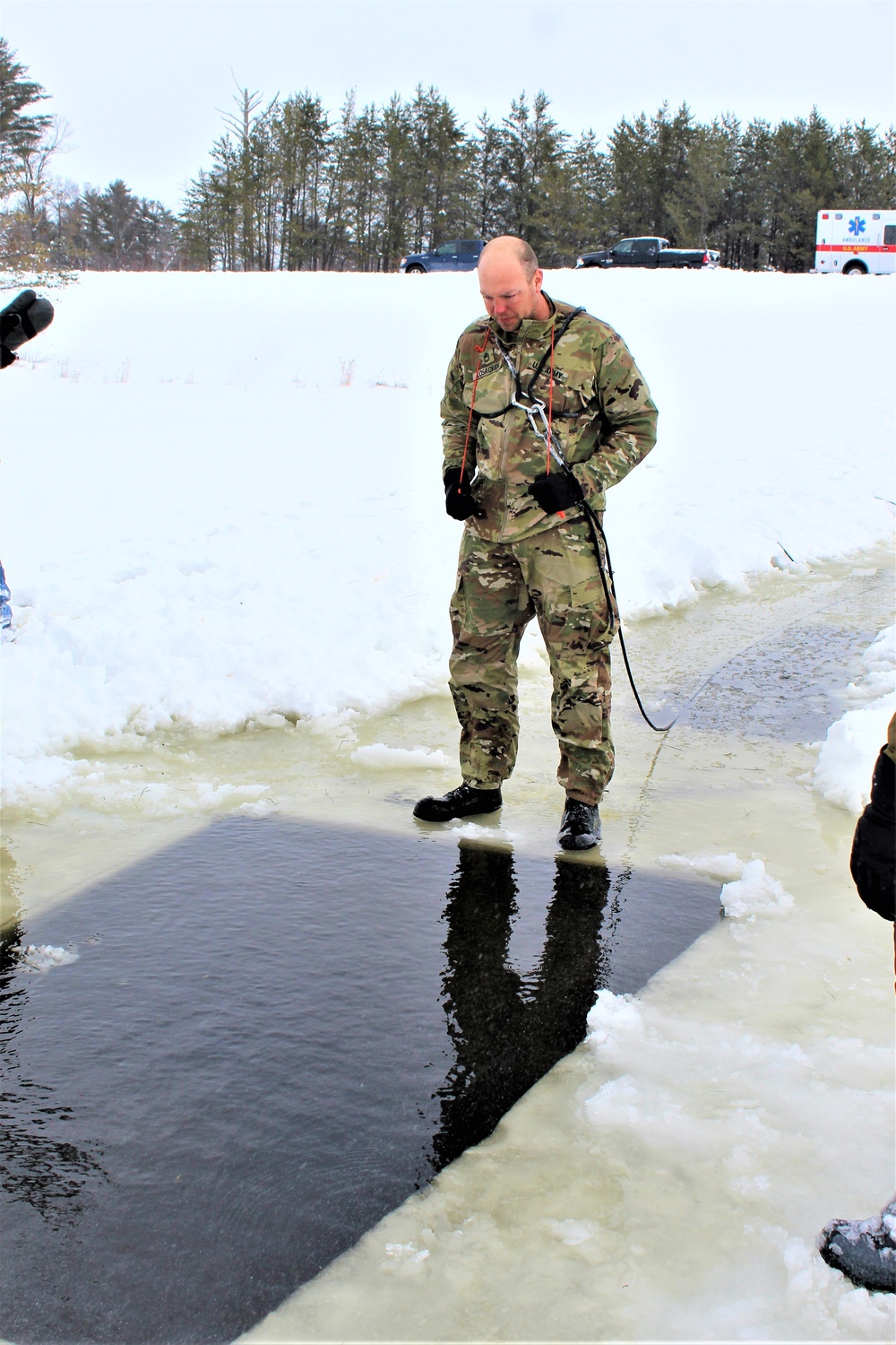 Fort McCoy CWOC class 21-03 students jump in for cold-water immersion training