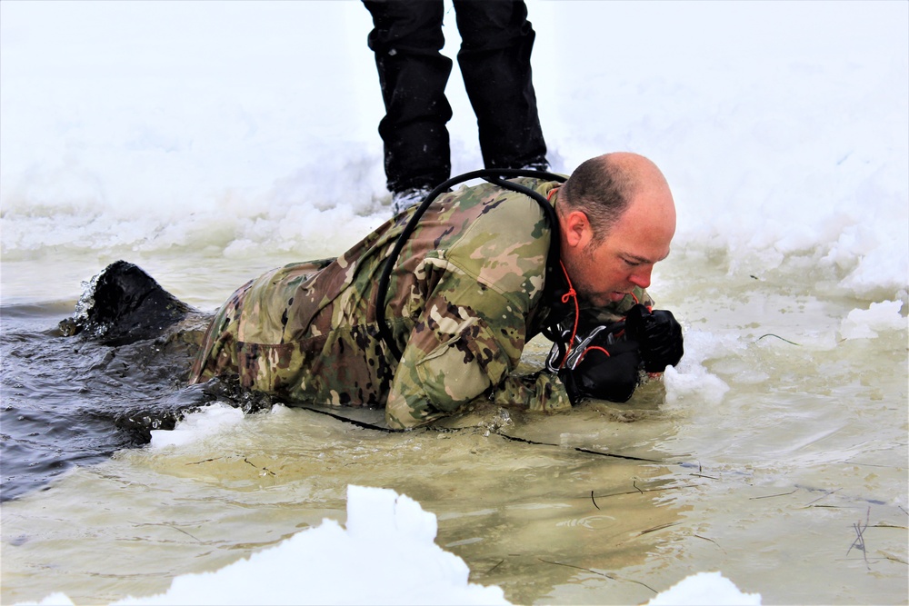 Fort McCoy CWOC class 21-03 students jump in for cold-water immersion training