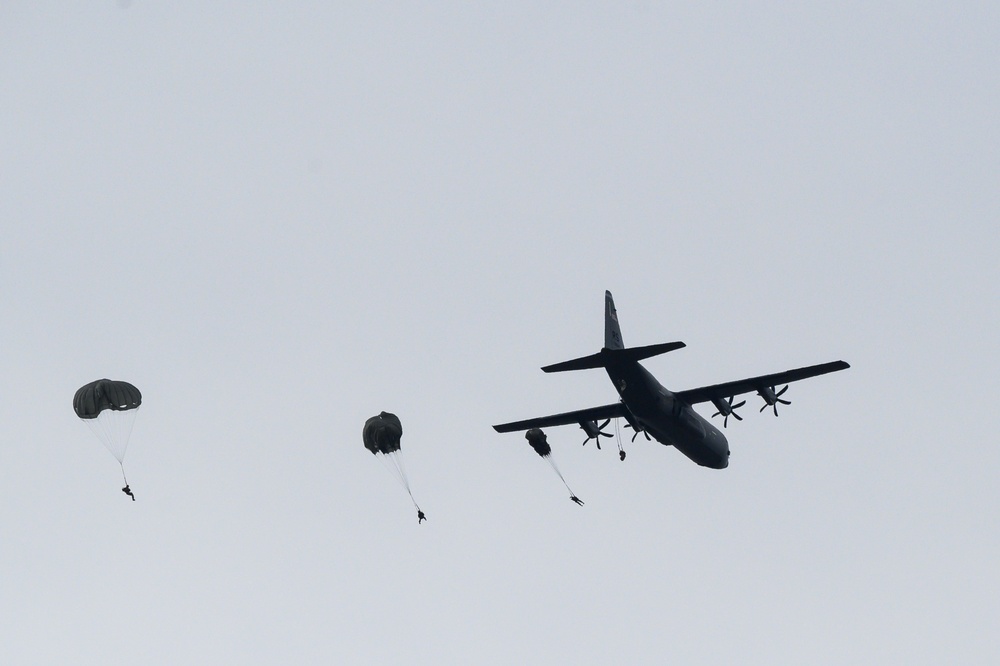 Close to home: Airborne troops jump onto Ramstein airfield