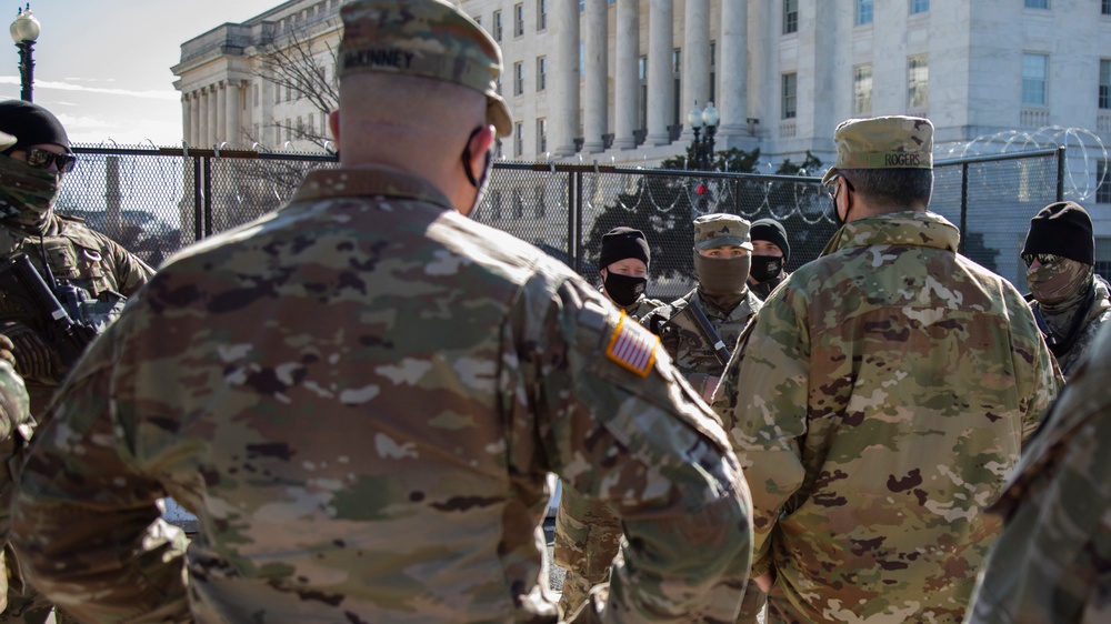 Maj. Gen. Paul Rogers Visits Troops in Washington, D.C.