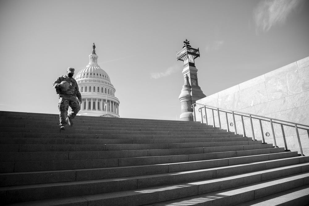 Maj. Gen. Paul Rogers Visits Troops in Washington, D.C.