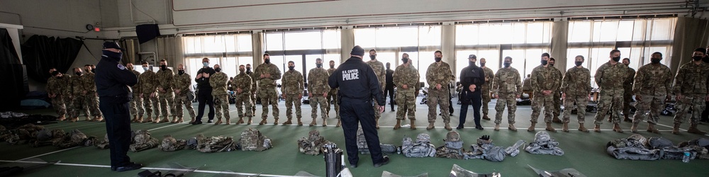 National Guard trains at U.S. Capitol