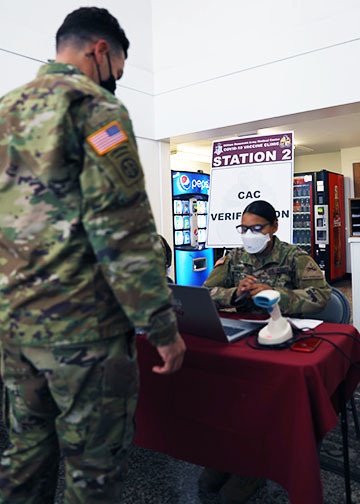 Fort Bliss administers COVID-19 vaccinations