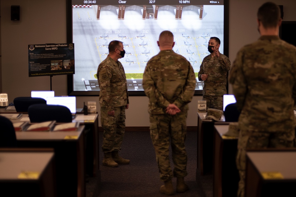 18th AF command team visits the USAF Expeditionary Center
