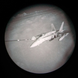 920th Rescue Wing executes first joint high-speed, air-to-air refuel