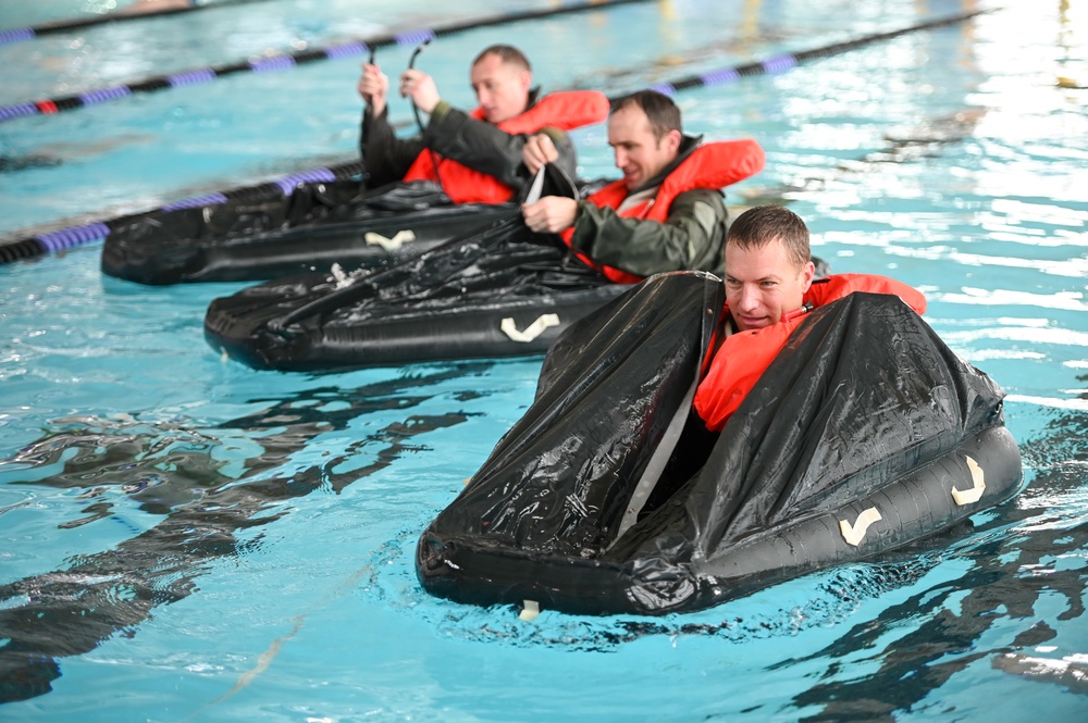 Hill AFB F-35 pilots prepare for worst-case water scenarios
