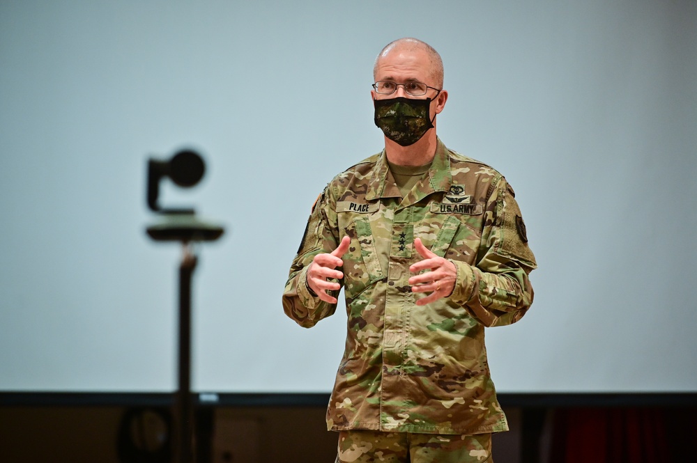 The Director of the Defense Health Agency, Lt. Gen. Ronald Place visits Tripler Army Medical Center