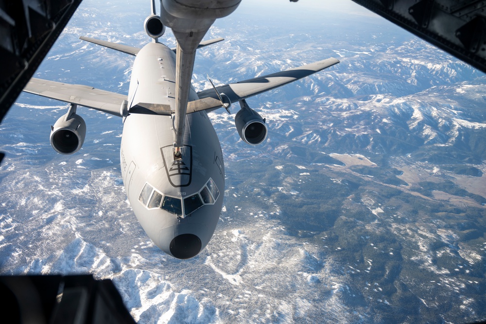 Connecting to the next generation of aerial refueling