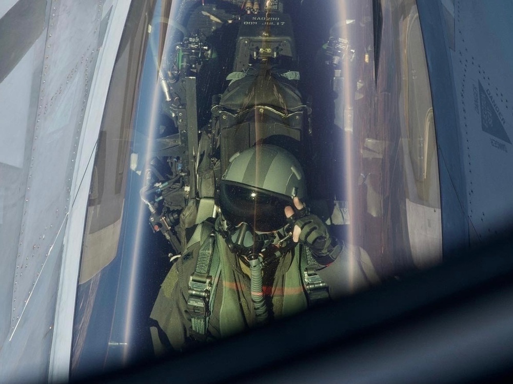 Refueling Raptors