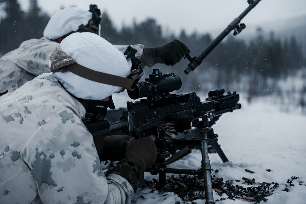 Buddy Rushers: MRF-E Marines Conduct Live-Fire Range