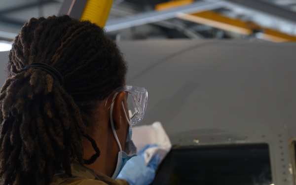 Ramstein women let their hair down