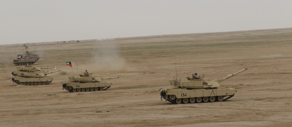 Soldiers from 1st Battalion, 35th Armored Regiment participate in Al Tahreer