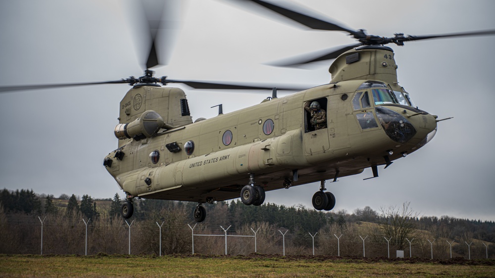 12th CAB Soldiers bring the heat during aerial gunnery training