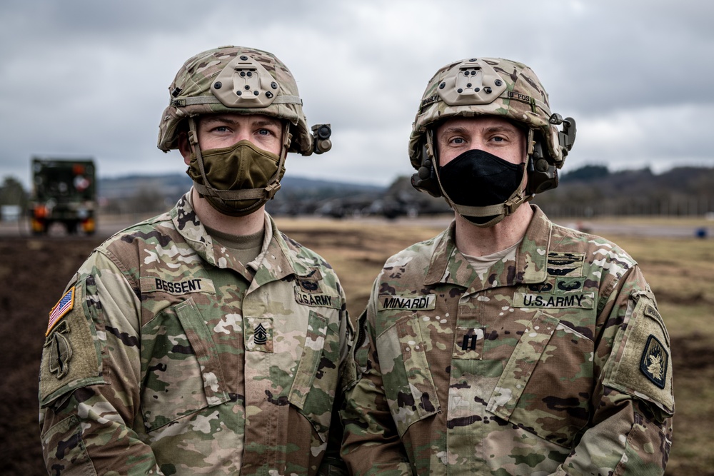 12th CAB Soldiers bring the heat during aerial gunnery training