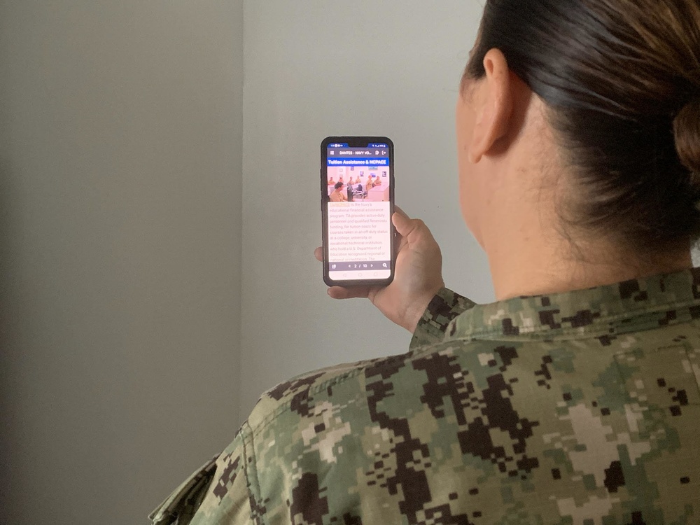 Sailor Uses MilEd Benefits Mobile App to View Navy College Program Education Information