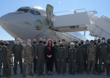 Photo of Team JSTARS Airmen and Soldiers meeting with Michelle Delaney from Congressman Austin Scott's office