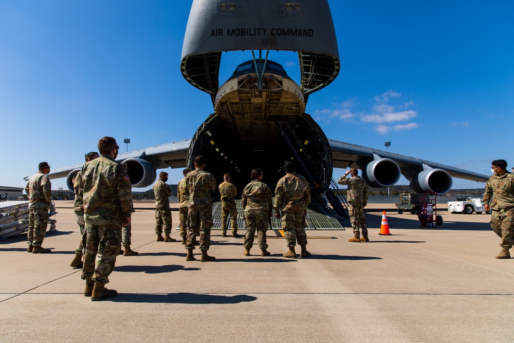C-5 Joint Training Mission Takes Place at Fort Hood