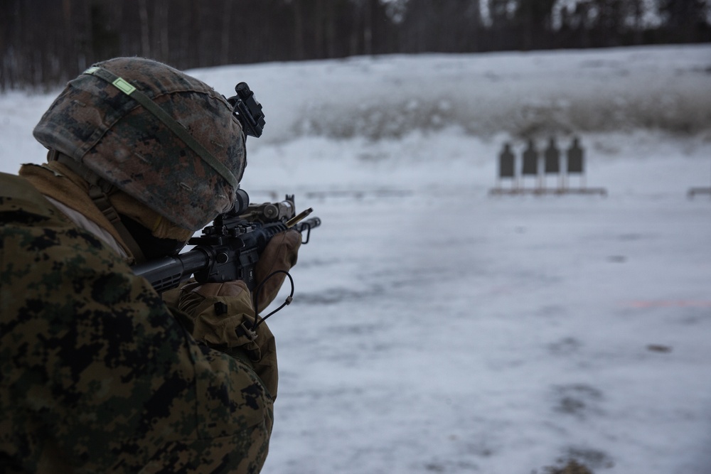 U.S Marines with MRF-E Conduct Table 5