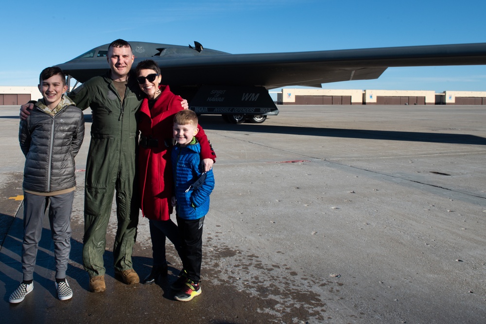 The 325th WPS Commander at Whiteman AFB completes final flight