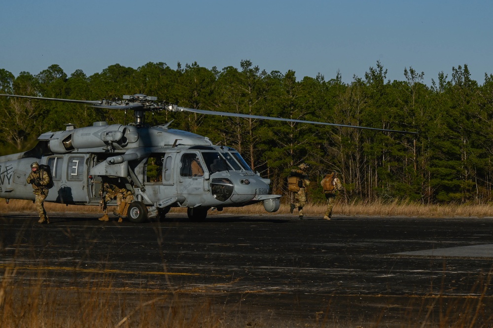 Special Tactics kicks off Emerald Warrior 21.1 in Florida