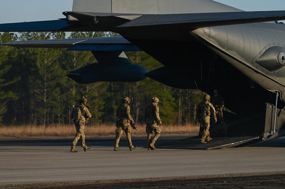 Special Tactics kicks off Emerald Warrior 21.1 in Florida