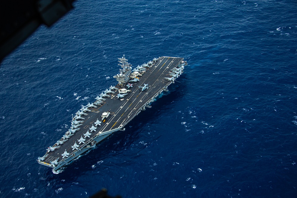 VMM-363 lands on the USS Nimitz