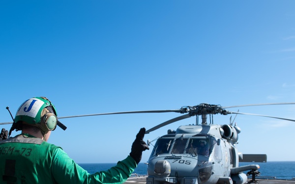 USS Princeton Conducts Flight Operations
