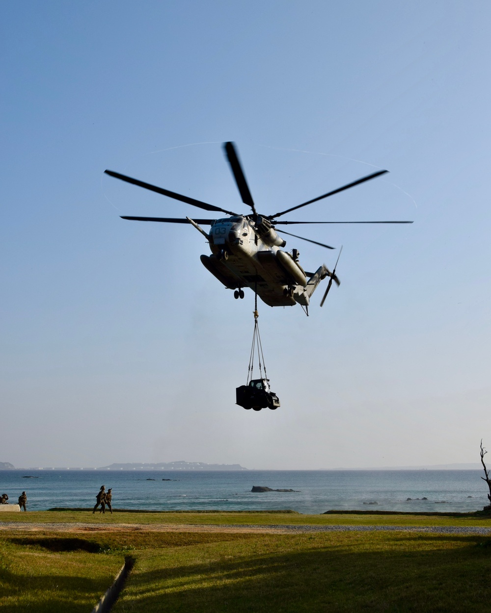 Joint Helicopter Support Team Lift