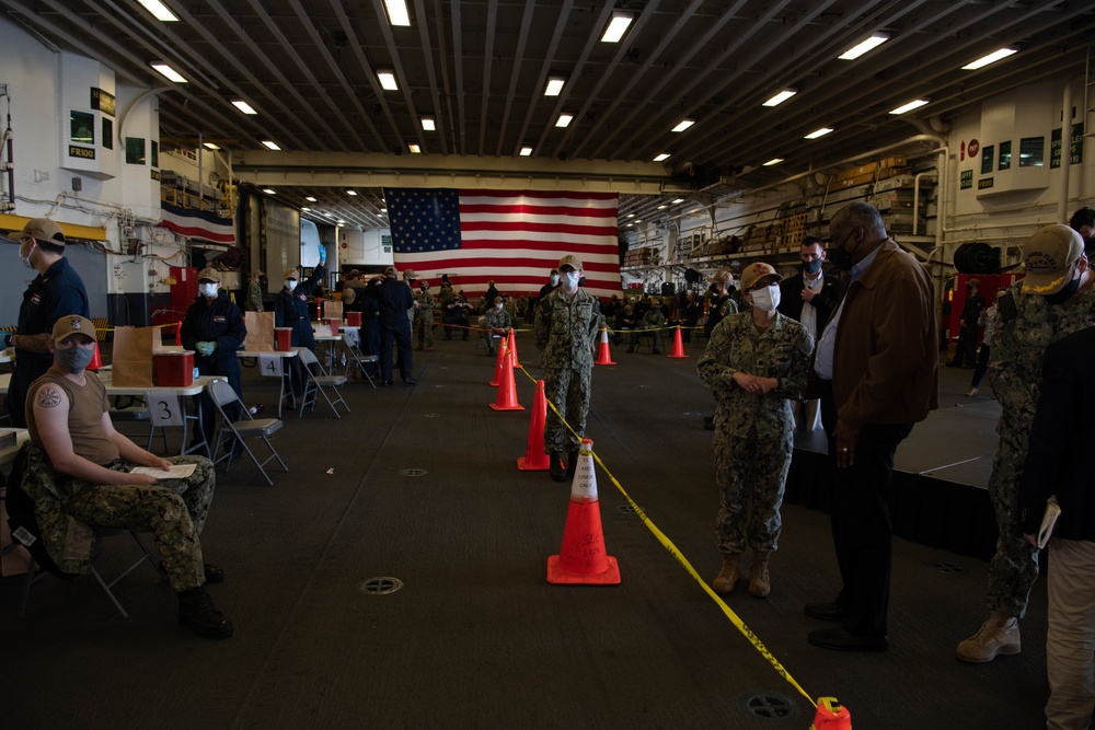 Secretary of Defense Lloyd J. Austin III visits USS Essex