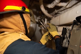 USS Princeton Commemorates Mine Strike Through Damage Control Readiness