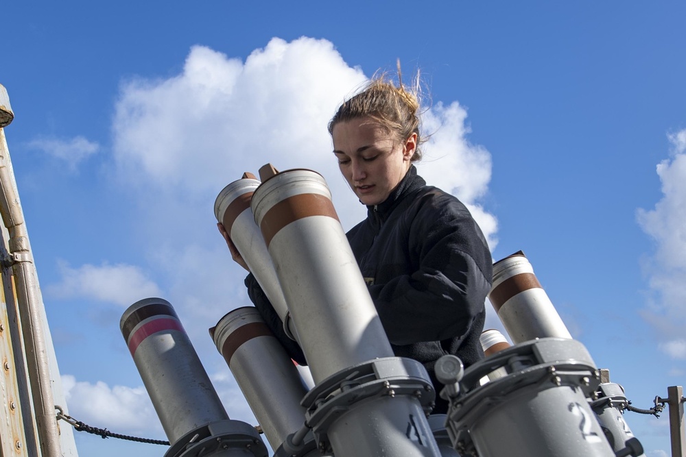 USS Laboon Conducts Operations with CSG2