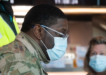 Maryland Air National Guard Assists at M&amp;T Bank Stadium Vaccination Site