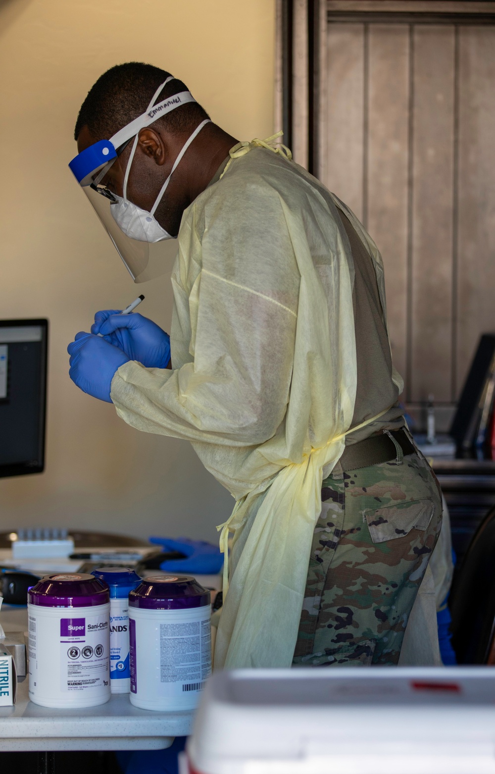 Arizona Air National Guard Administers COVID-19 Tests at Veteran's Home