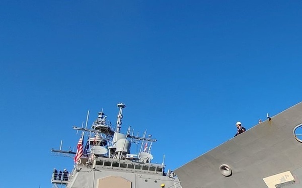 USS Princeton (CG 59) Returns