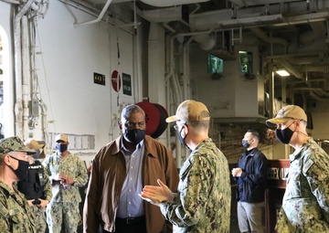 Secretary of Defense and Naval Medical Forces Pacific Commander Observe COVID-19 Vaccinations Aboard USS Essex