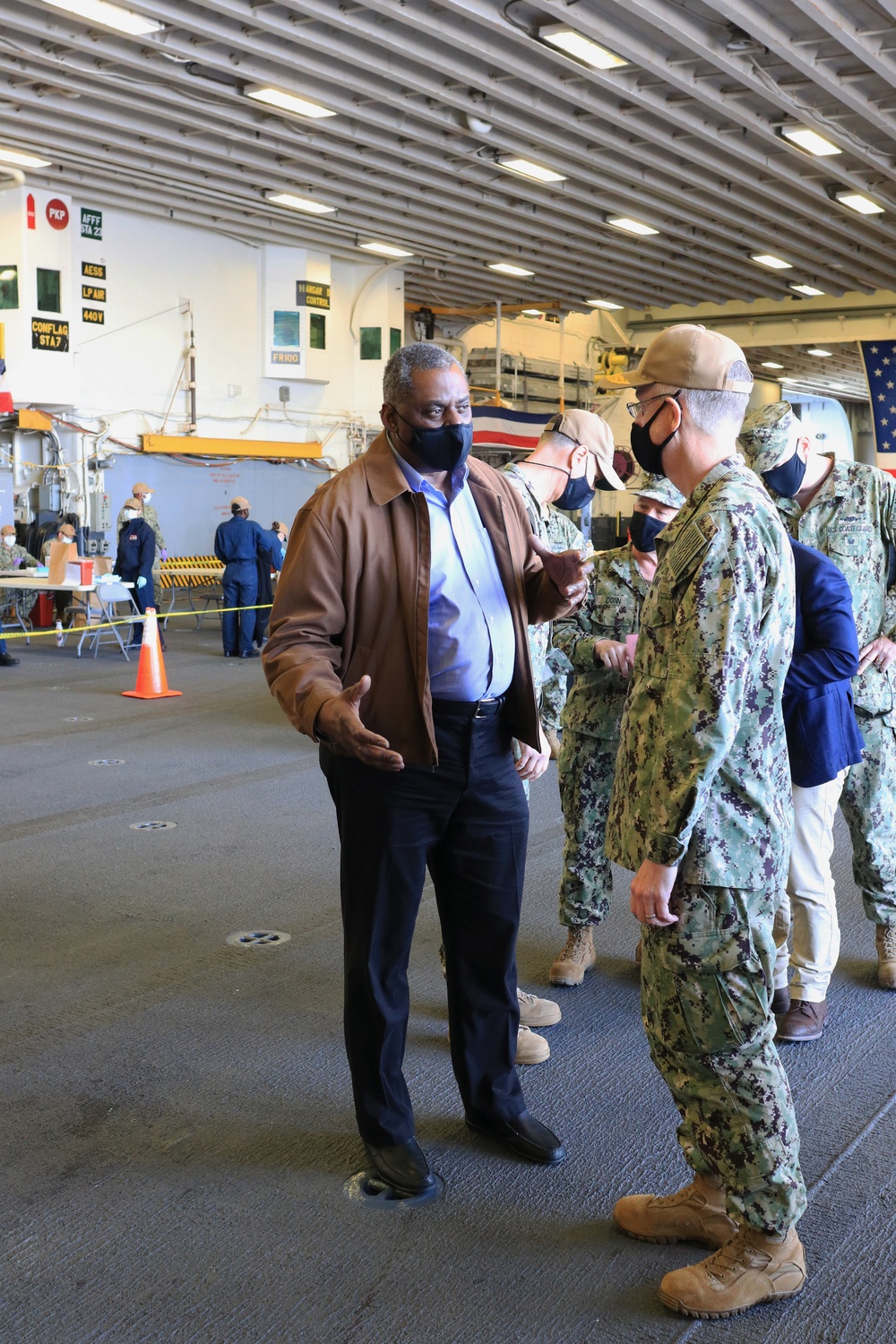 Secretary of Defense and Naval Medical Forces Pacific Commander Observe COVID-19 Vaccinations Aboard USS Essex