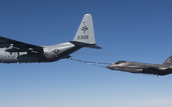 F-35C aerial refueling