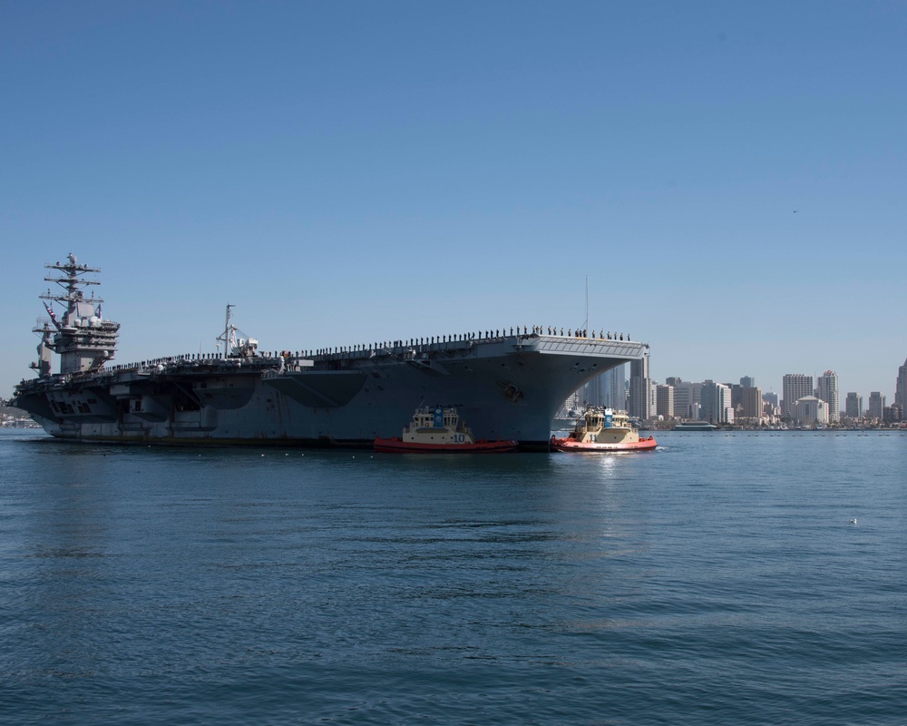 USS Nimitz Arrives