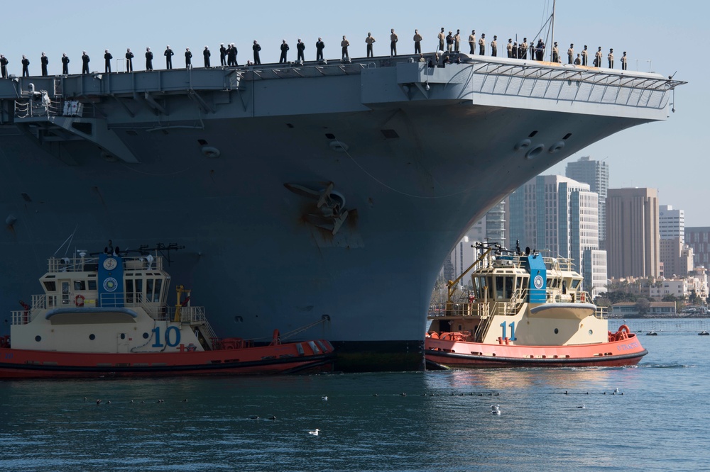 USS Nimitz Arrives