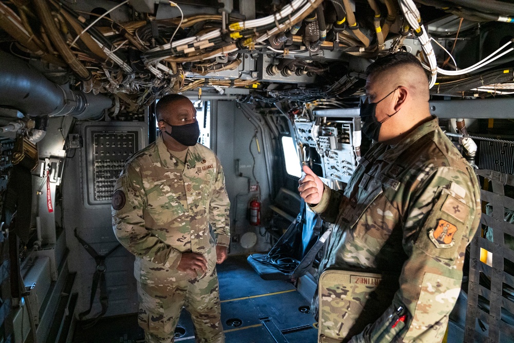 ANG Command Chief Williams visits 150th Special Operations Wing