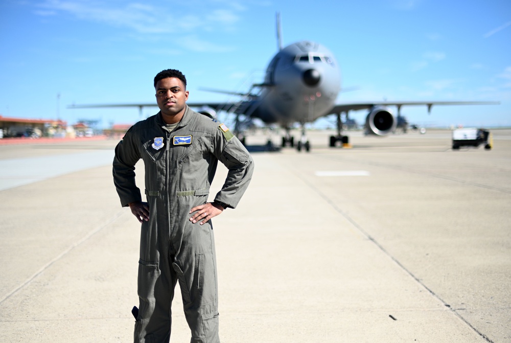 Travis AFB KC-10 Extender pilot on flight line