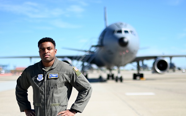 Travis AFB KC-10 Extender pilot on flight line