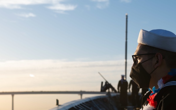 USS Princeton returns to San Diego