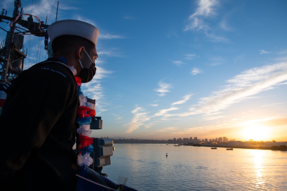 USS Princeton returns to San Diego