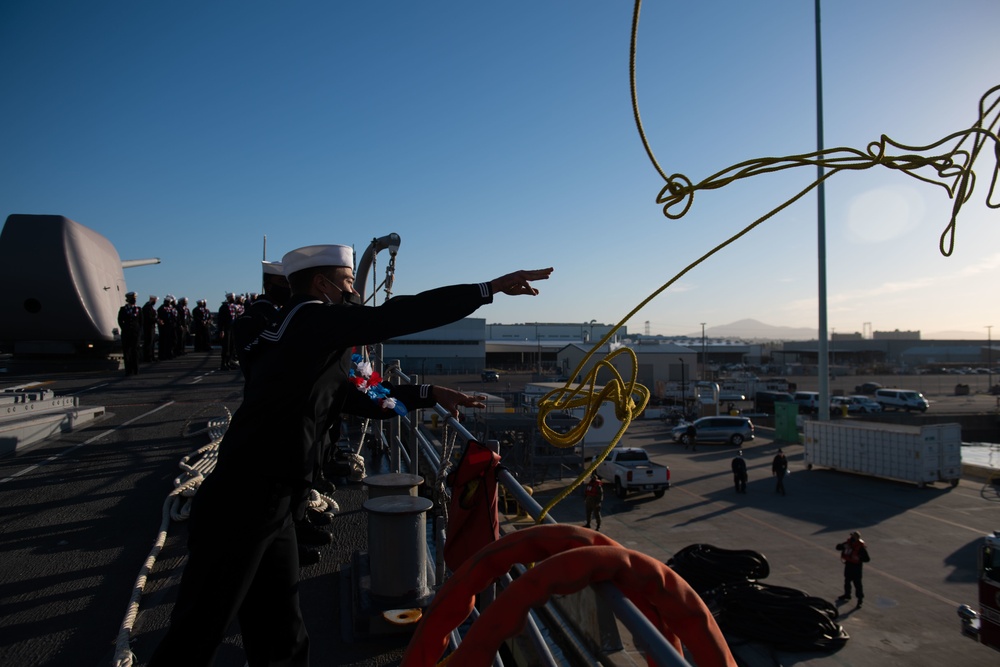 USS Princeton returns to San Diego