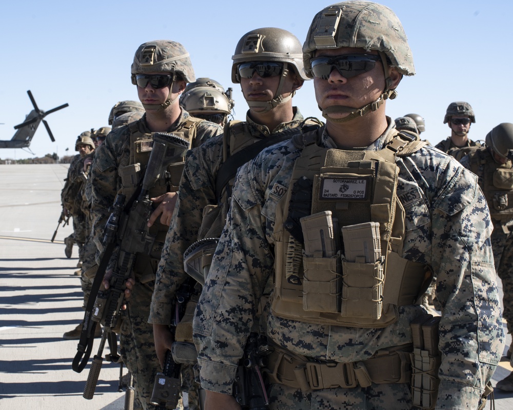 Practice Makes Perfect: BLT 1/1 conducts Helicopter On/Off Drills at RUT