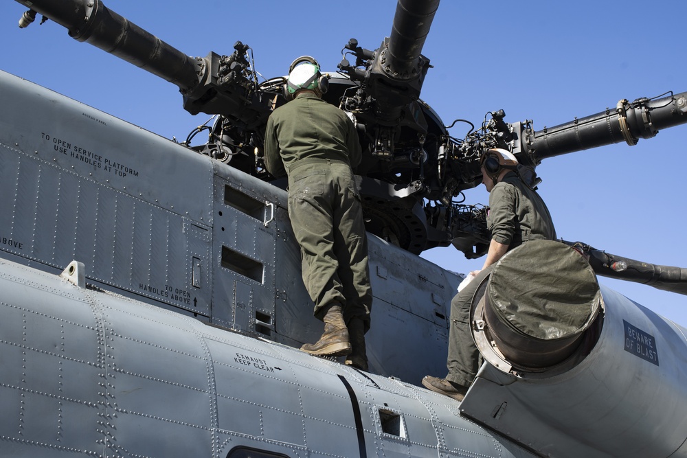 Practice Makes Perfect: BLT 1/1 conducts Helicopter On/Off Drills at RUT